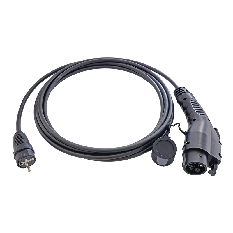 [CC12] Mia and Volvo C30 (16A, 1-phase)